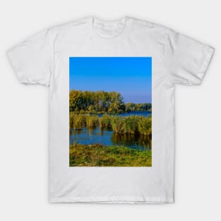 Have a piece of nature at home - the bird islands of South Moravia T-Shirt